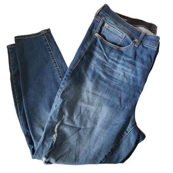 Torrid Sky High Skinny Jeans Plus Size 20 - Picture 3 of 7